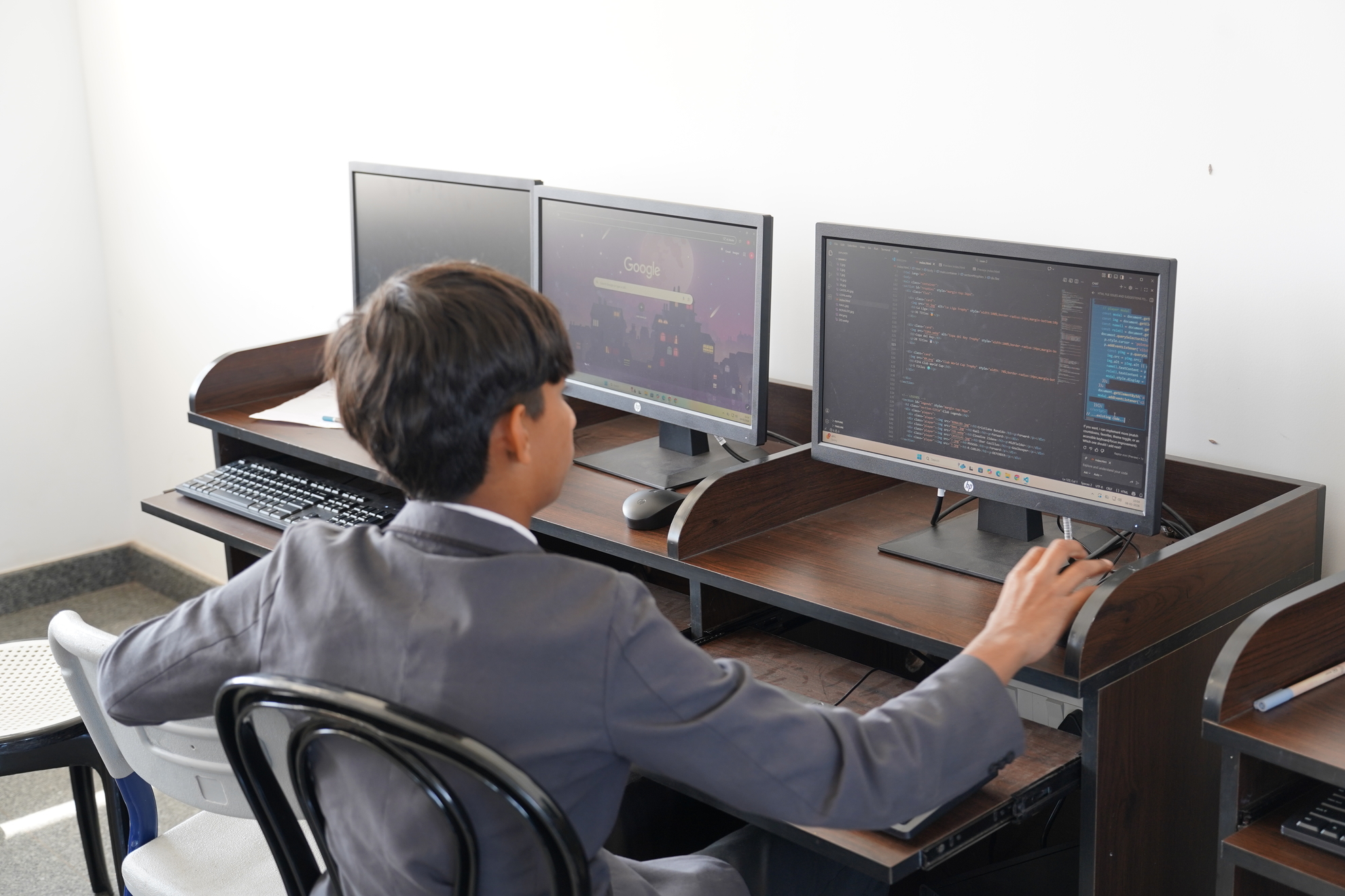 How to Introduce AI Education in Malaysian Schools